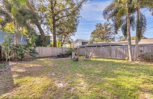 Wadeview Park House | Orlando Oasis! Free Laundry & Parking Near Disney!