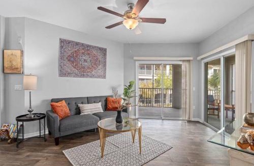 Ocoee Apartment | Orlando Oasis: Modern 4BD Balcony+Lake View+Pool