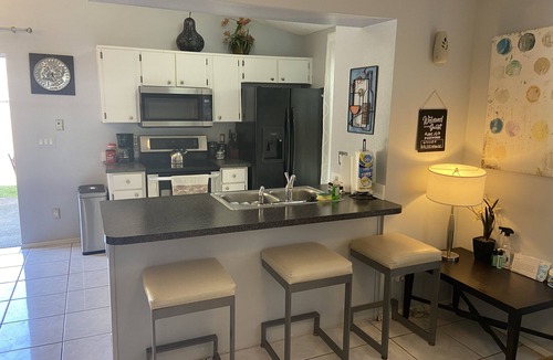 Orlando House | ORLANDO UCF Vacation House/ORLANDO SPEED WORLD/Parks/Beaches/SLEEPS 8