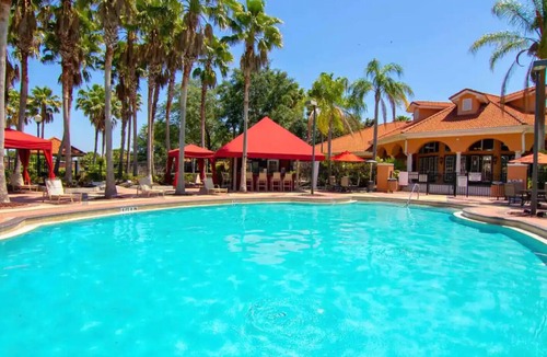 Solana House | Orlando Villa: Spacious, Private Pool, Multi-Family, Game Room, Near Theme Parks