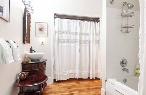 Stratford Apartment | Othello Stone Maiden Inn