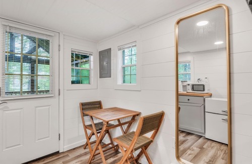 Starkville House | OutBack, Glamping, Screened-In Sunsets