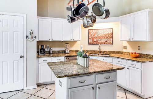 Ono Island House | Outdoor Oasis: Group Getaway in Pensacola!
