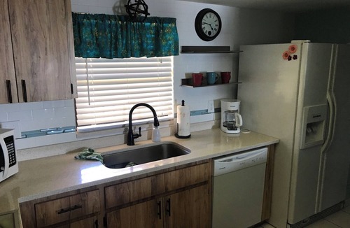 Treasure Island Condo | Outstanding Huge Beach View! Saturday To Saturday Weekly Or Monthly Renters.
