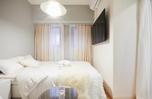 Kabukicho Apartment | P OIN T - Shinjuku Kabukicho Designer's Apartment I