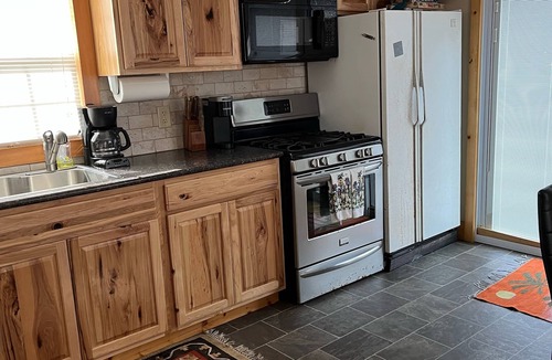 Wellsboro Cabin | PA Grand Canyon cozy mountain retreat on 35 private acres