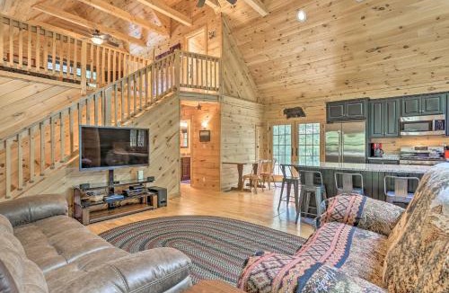 Kresgeville House | Palmerton Cabin w/Game Room ~ 5 Mi to Blue Mtn