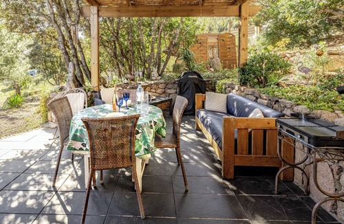 Porto-Vecchio Apartment | PALOMBAGGIA beaches 2Km, peacefull, value for money, Air conditioning/WIFI
