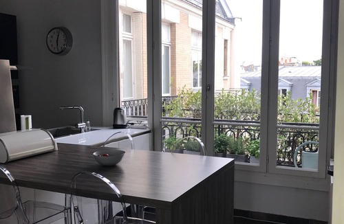 L'Europe Apartment | Paris 8th, Lux Modern Apt , 5 BR, Grt Views, 350sq meters, on Park Monceau