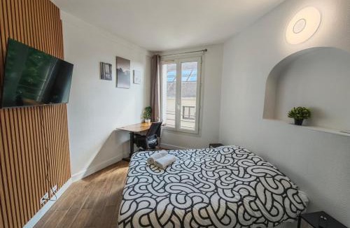 Aulnay-sous-Bois Apartment | Paris Cozy Studio - 15 Min Paris