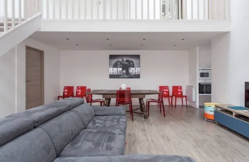 Bagnolet House | PARIS EXPRESS
