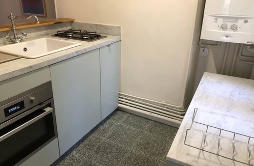 10th Arrondissement Apartment | Paris Gare Nord Canal St Martin