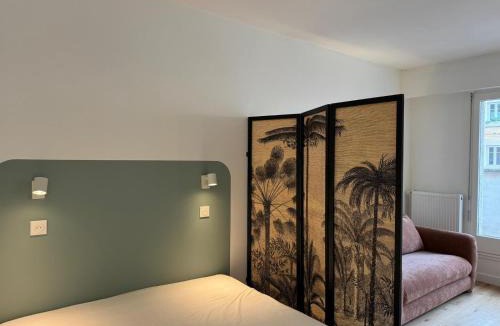 Necker Apartment | Paris La Belle