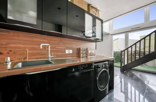 Pantin Apartment | Paris Morden Duplex 8 Guests
