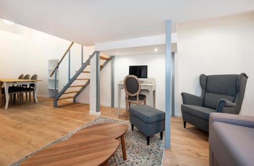 Latin Apartment | Paris Place du Pantheon