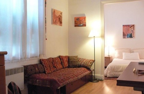 15th Arrondissement Apartment | Paris XV large Vaugirard metro studio near the Parc des Expositions