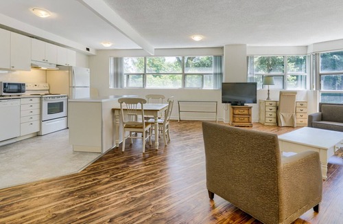 High Park North Condo | Parkside 2 Bedroom Condo
