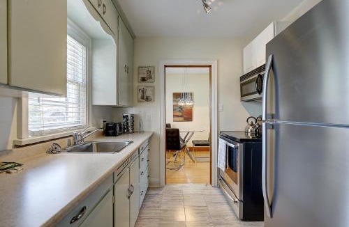 Barrie Apartment | Parkside House