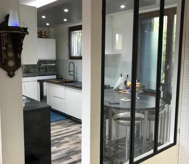 Thiais House | Pavillon F4