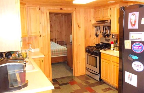Galeton Cabin | Peaceful Cabin Rental for Groups on a Farm near Susquehannock State Forest, Pennsylvania
