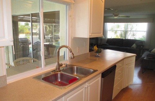 Punta Gorda House | Peaceful, canal home in desirable Punta Gorda Isles. Walk to Fishermen's Village