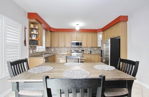 Brampton House | Peaceful House at Mount Pleasant