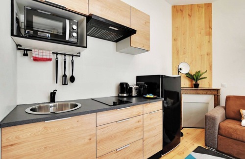 19th Arrondissement Apartment | Peaceful studio - 2P - Buttes-Chaumont