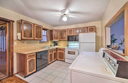 Greentown House | Peaceful Wooded Retreat at Lake Wallenpaupack!