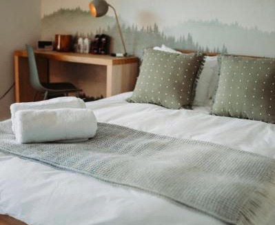 Thornbury Hotel | Penny's Motel