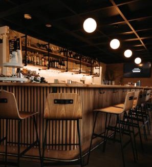 Thornbury Hotel | Penny's Motel