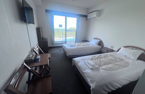 Shirahama House | Pension Bigfisher Club