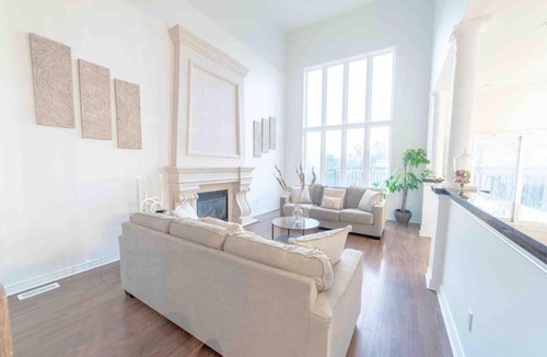 Hamilton House | Perfect HOME away from HOME !