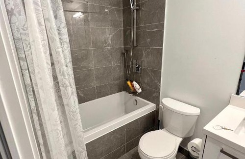 Fashion District Apartment | Perfectly Located Cozy Open-Concept Condo