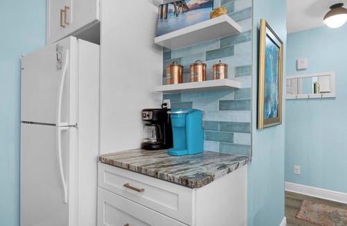 Navarre Beach Condo | Pet Friendly 🐶 1st Floor Beachview 102 - Flaming Sunrise 🌅
