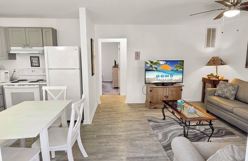 Caine Woods Condo | Pet friendly 2 Bedroom Condo 3 Blocks from Beach and Ocean! Atlantic Mist 103