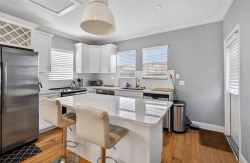 Ybor City House | Pet Friendly 4BR Home | Downtown Tampa & Ybor City