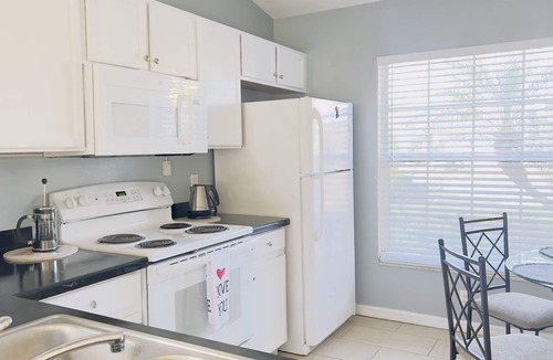 Indian Point House | Pet Friendly Entire Villa Private Heated Pool Close to Disney