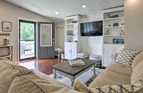 Caine Woods Cottage | Pet-Friendly Ocean City Home: Half Mile to Beach!