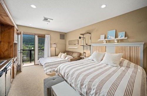 Kellogg Apartment | Pet-Friendly Silver Mountain Studio: Mountain View