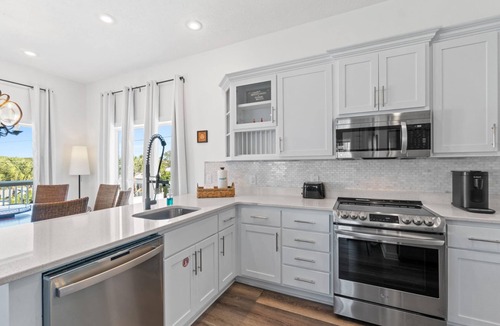 Laguna Beach House | Pet Friendly Beach House with Hot Tub, Steps to Beach, Playhouse, Sleeps 16