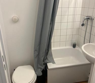 Bussy-Saint-Georges Apartment | Petit Studio 7min Disneyland Paris