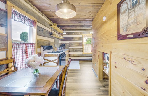 Wellsboro Cabin | Pets Welcome! All-Season Getaway in Wellsboro