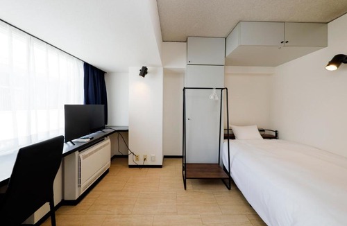 Gohongi Apartment | Piazza-U Yutenji by Tranova