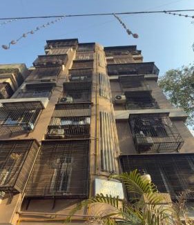 Prabhadevi Apartment | Pinaki Comfort Stay