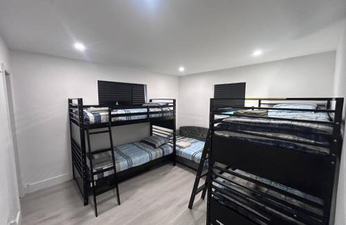 Hallandale Beach Hostel | Place to stay