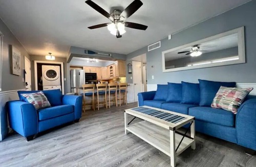Cocoa Isles Condo | PNAPA GETAWAYS "NAPS with a View" 2BR Beachside condo Diplomat 880,2BR Condo