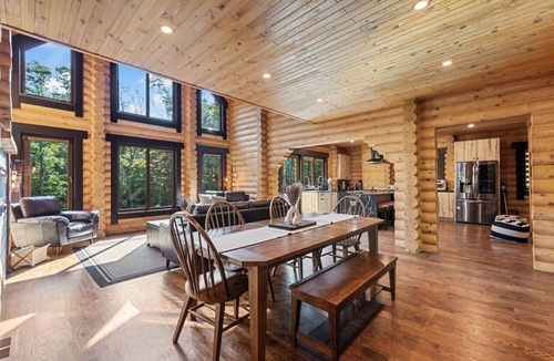 Henryville Ski Chalet | Pocono Log House Chalet, Outdoor Pool, Sauna, Hot tub, Pool Table