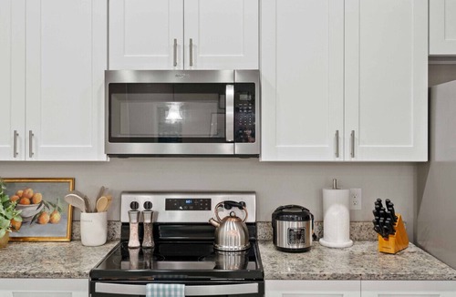 Haines City House | Poinciana Paradise: Family & Dog Friendly, Near Disney, Peaceful Retreat