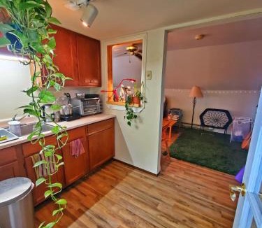 Point Breeze North Bed & Breakfast | Point Breeze Guest House