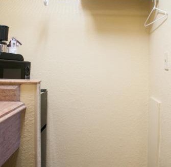 St. Cloud Hotel | Polynesian Inn